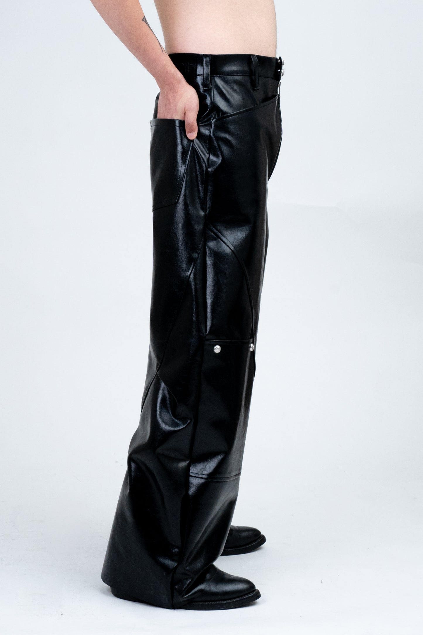 RHITTA AXE LEATHER PANTS